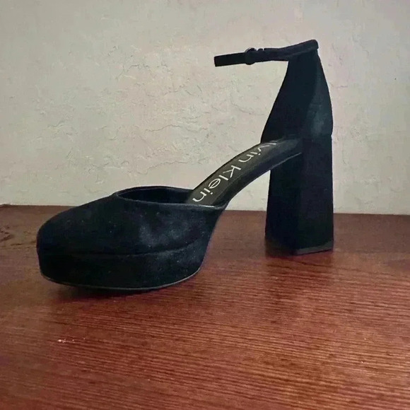 Calvin Klein Womens Sabin 2 Suede Platform Heels Leather Black Size 9.5 New - Picture 5 of 11